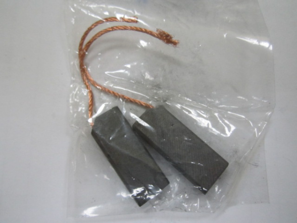 Щетки угольные для эл. двиг. (к-т) 6.3x8x27 (1426027) 11700303